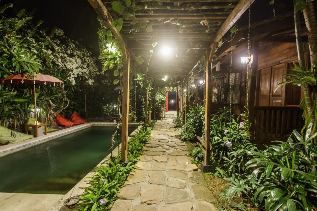 Bening Hut And Spa Seminyak Kültér fotó